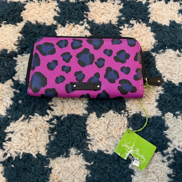 Vera Bradley Handbags - Vera Bradley Cheetah wallet NEW